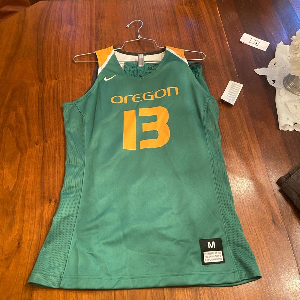 Oregon Basketball jersey player issued SAMPLE